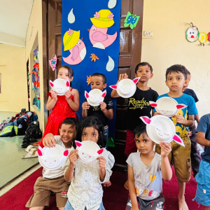 SVPS Summer Camp fun with balloons and games